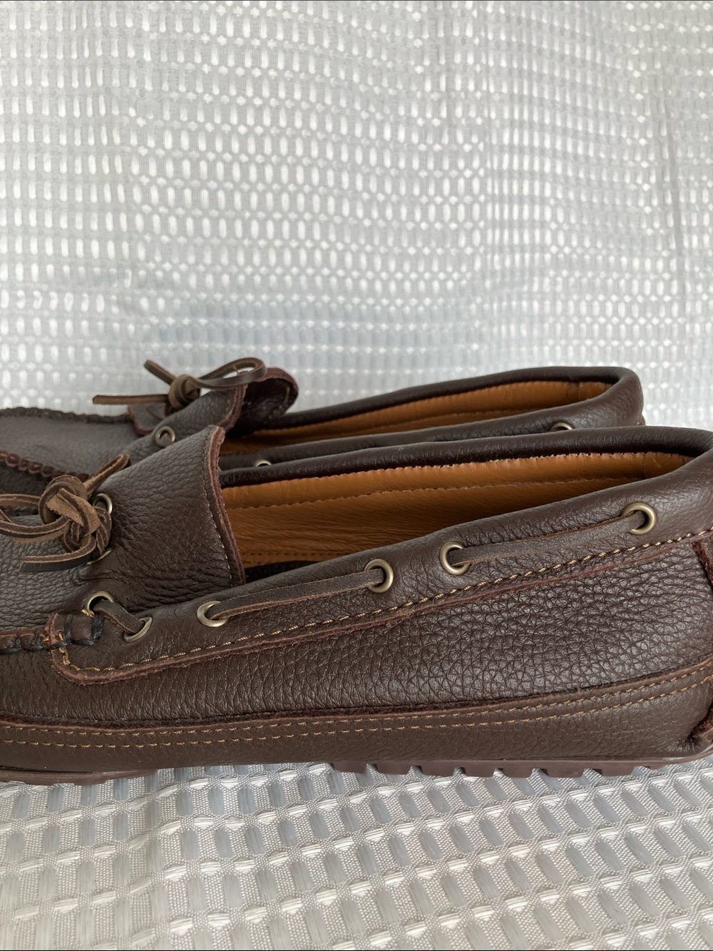 Minnetonka 752 Moosehide Weekender Moccasins Men's 12 Brown Hang Tag - Picture 8 of 13